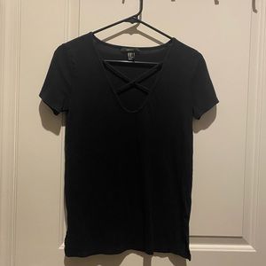 Forever 21 v neck with criss cross detail size xs